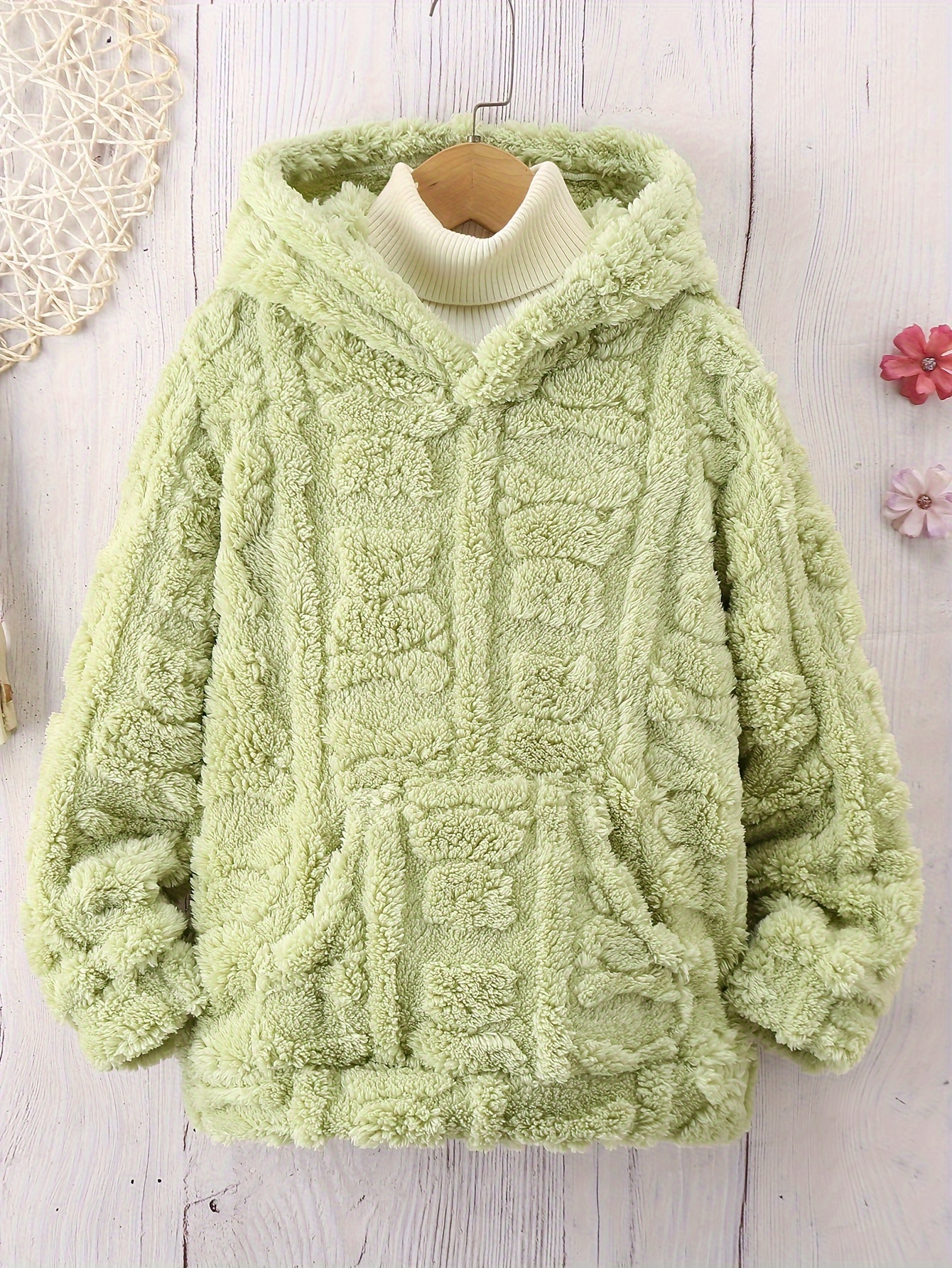 Girls best sale fuzzy pullover