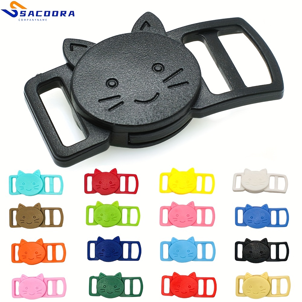 Breakaway buckles for outlet cat collars