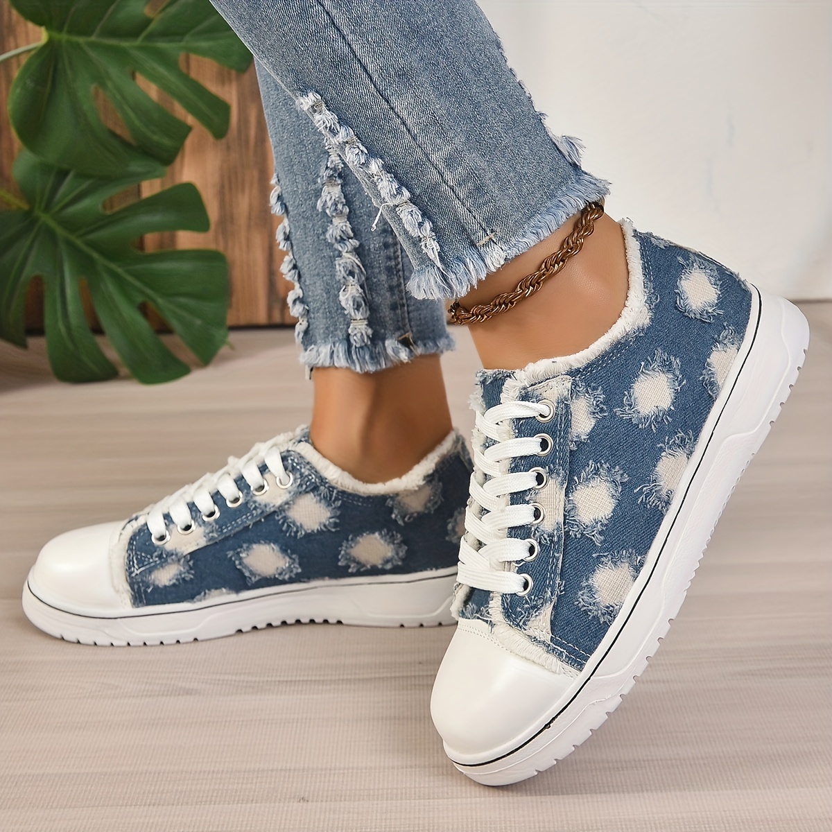 BLUE JEANS FLAT STAR DETAIL LACE UP CHUNKY TRAINERS SNEAKERS