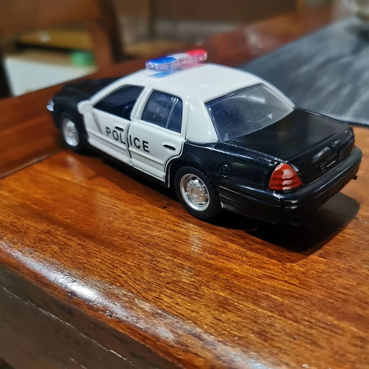 Crown victoria deals toy car