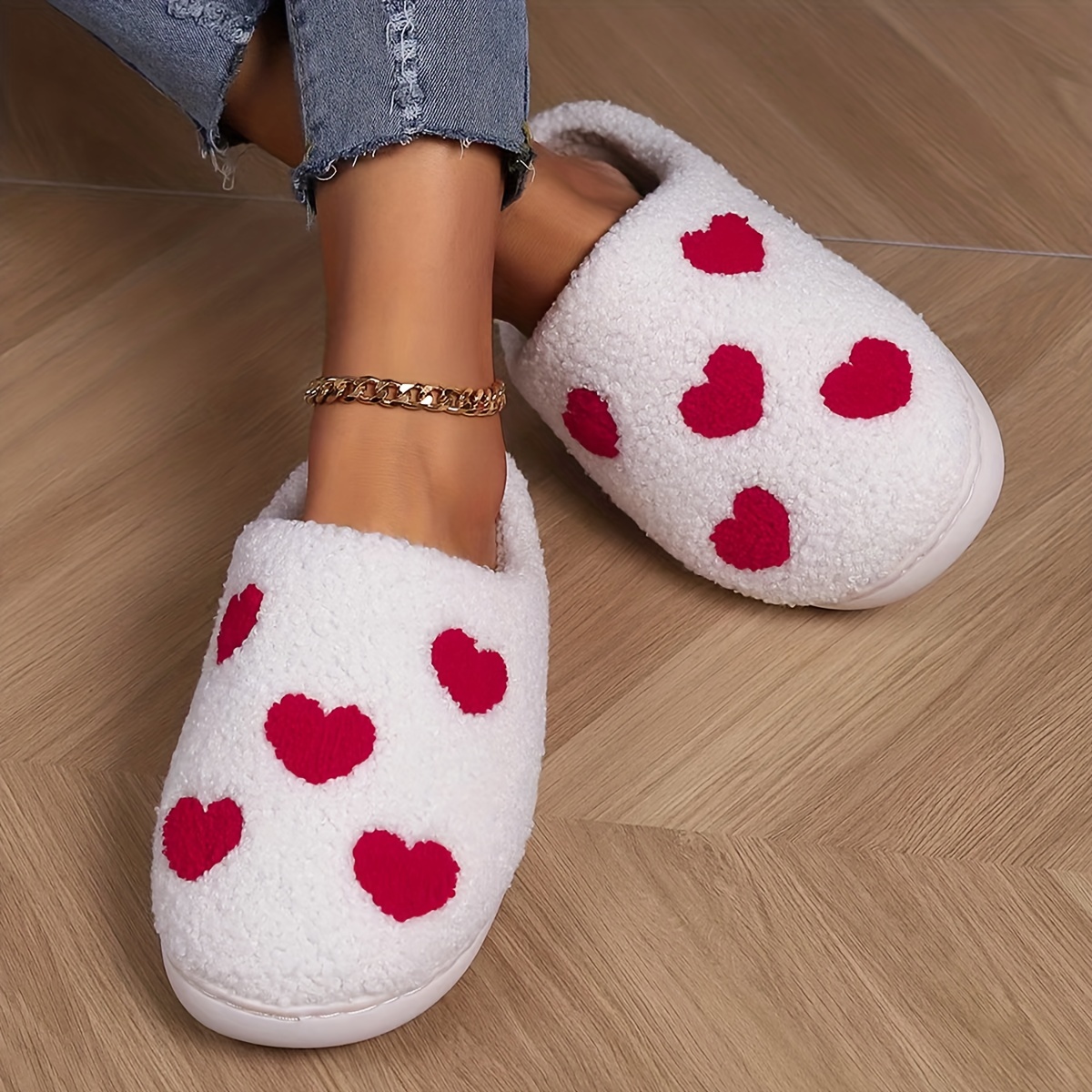 Women's Heart Pattern Fuzzy Slippers, Closed Toe Warm & Cozy Plush