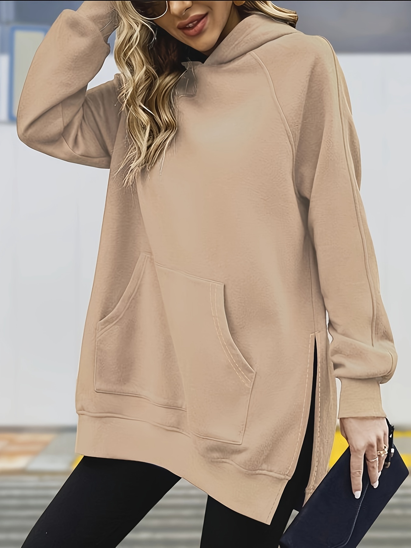 Oversized sweatshirt with pouch pocket and hood