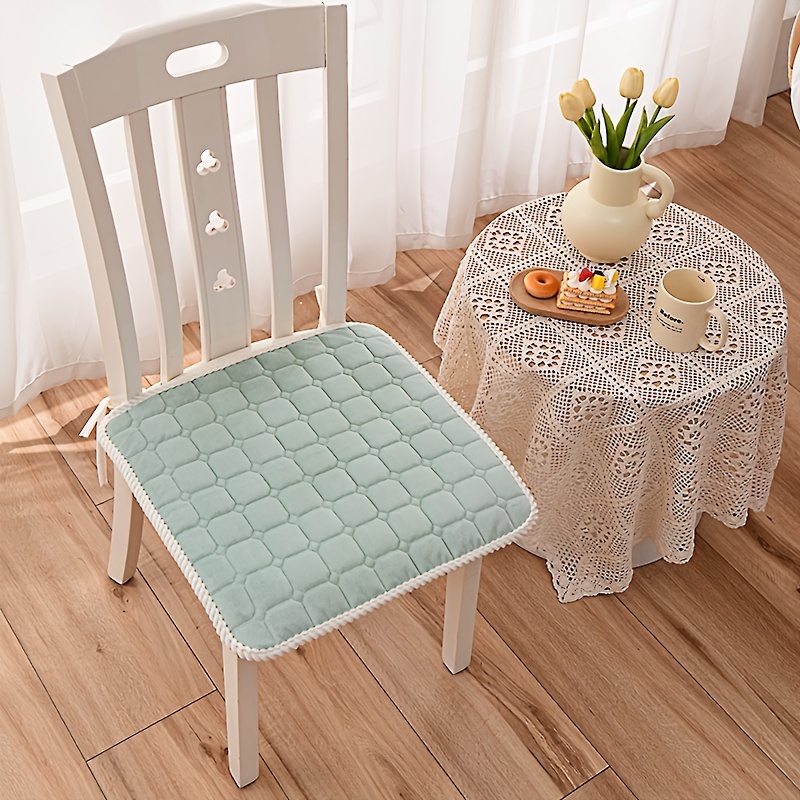 Dining table chair discount cushion