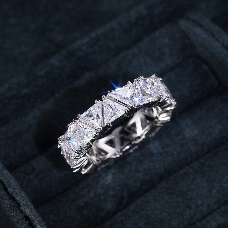 2.0ct Triangle Cut Zircon Eternity Band for Engagement