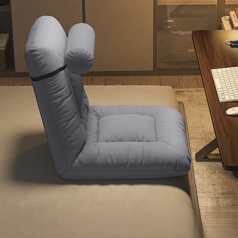 Cómodo sofá con reposacabezas y reposapiés reclinables