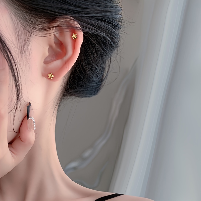 Pierced Ear Studs Exquisite Mini Small Flower Stud Earrings