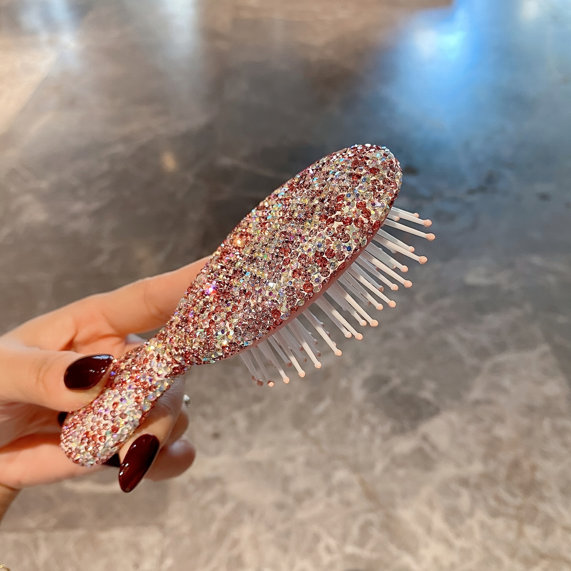 

1pc Shiny Rhinestone Decor Air Cushion Comb, Light Luxury Portable Hairdressing Comb, Scalp Massage Hair Styling Comb, Valentine's Day Gift