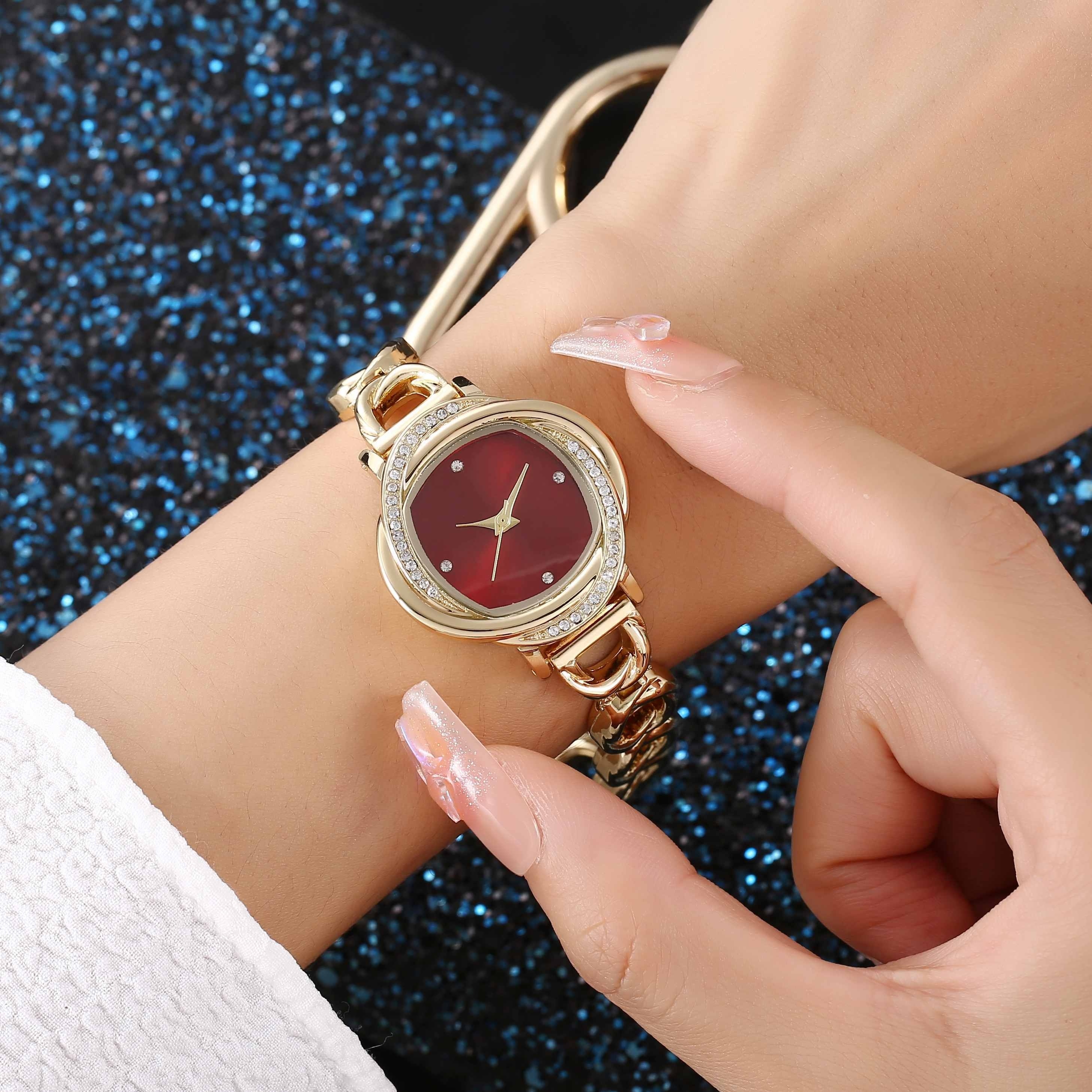 Pearl wrist outlet watch