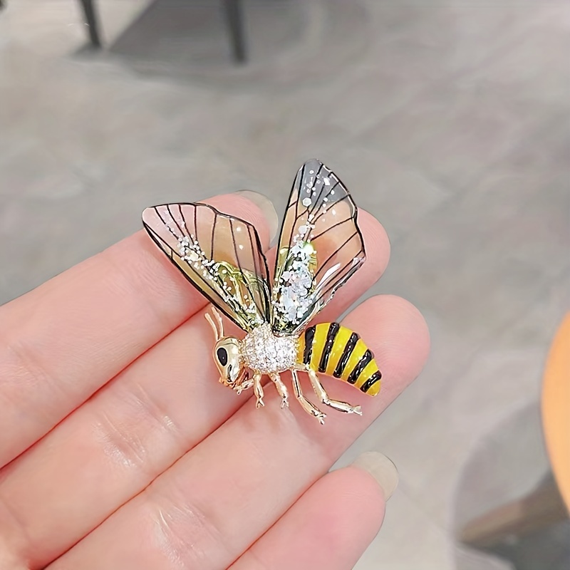 Comprar Broche de mariposa con alas transparentes para niña y