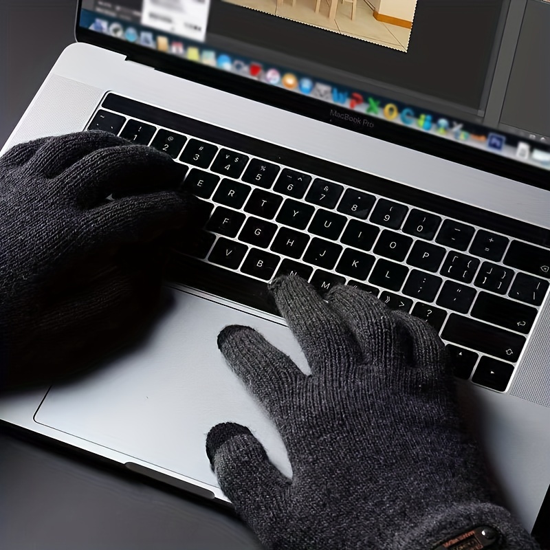 Men's Winter Touchscreen Knit Gloves for Outdoor Activities