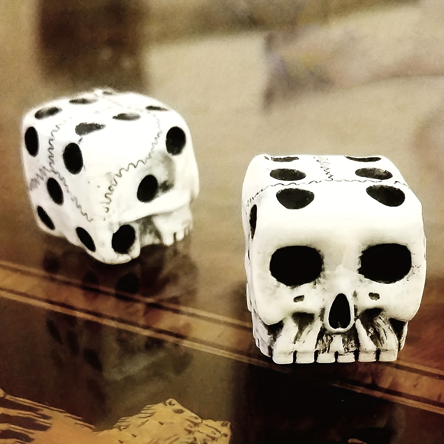 20mm /0.787in 4 Drinking Dices: Add Fun And Excitement To Your Next Party  With This Drinking Game Accessory Halloween Gifts