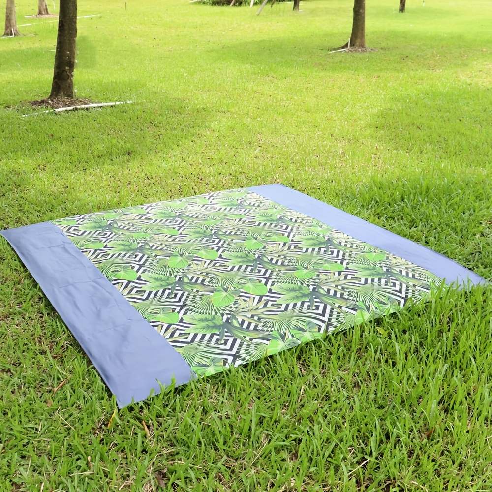 Plastic best sale beach blanket