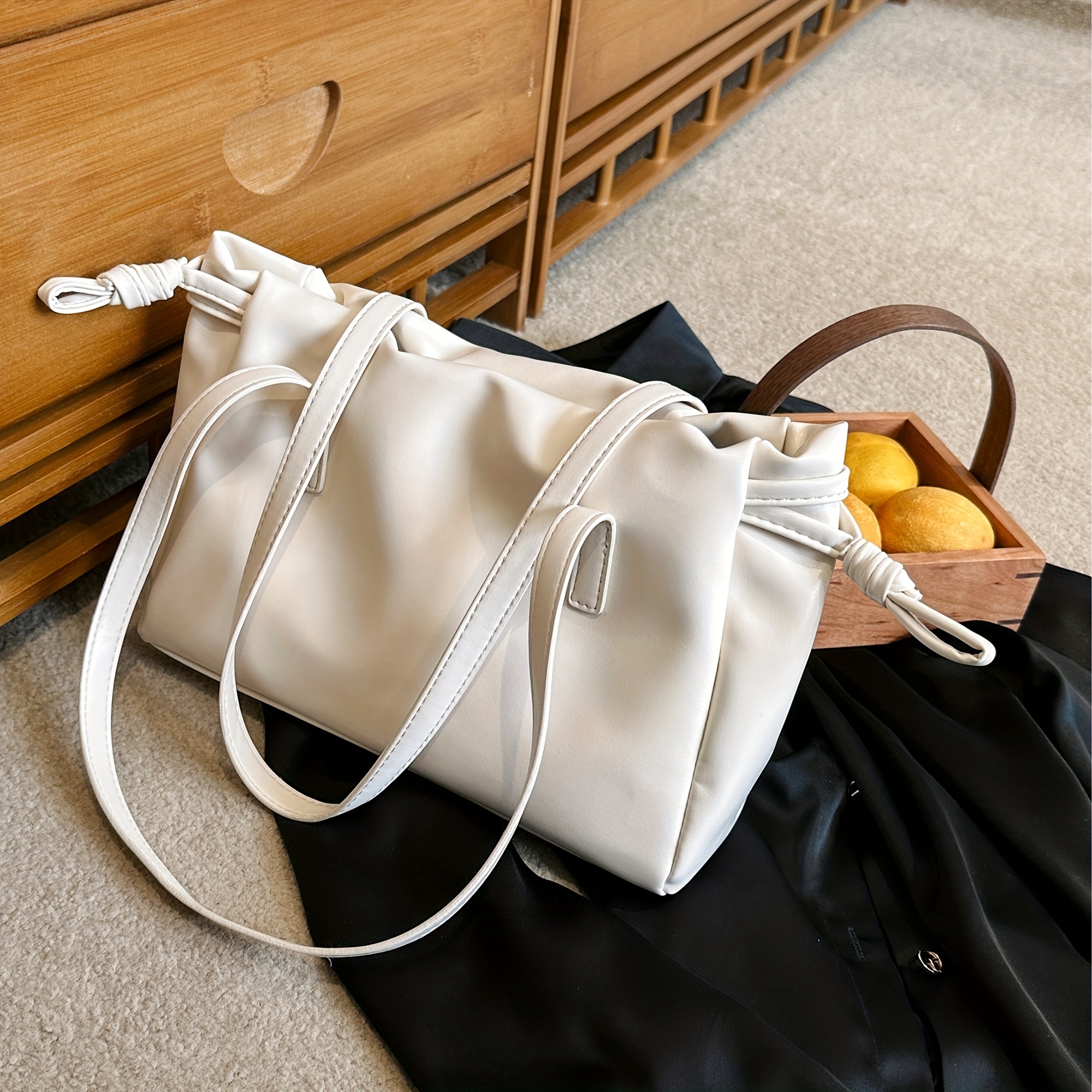 White Leather versatile clutch bag with strap