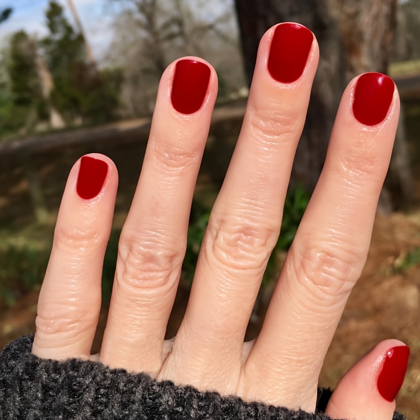 Handcess Weihnachts-Nagel-Set – 24 Ovale French-Nagelspitzen Mit Schneeflocken-Design, Glänzend & Selbstklebend