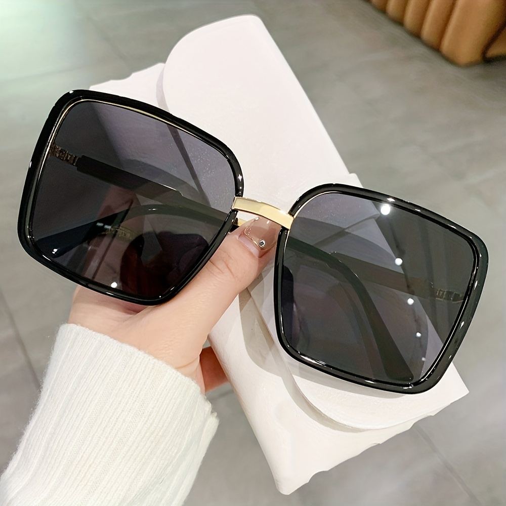 Oversized Square Frame Sunglasses For Women Men Y2k Gradient Lens Glasses  Vintage Casual Style Eyewear With Glasses Case - Temu Italy