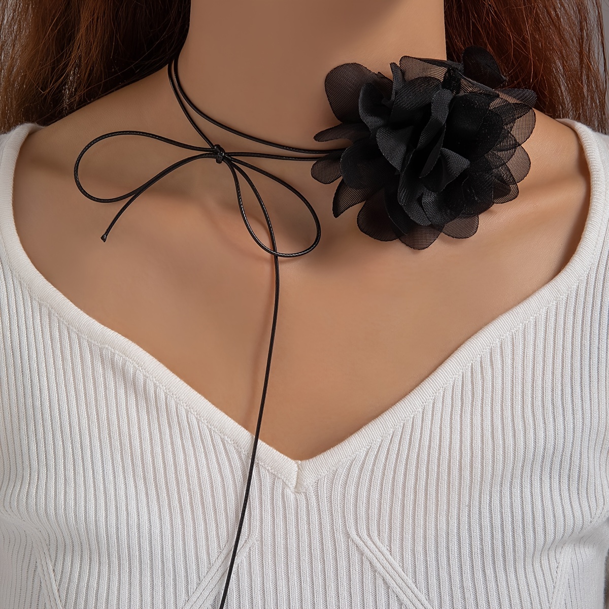 Vintage Flower Choker Necklace –