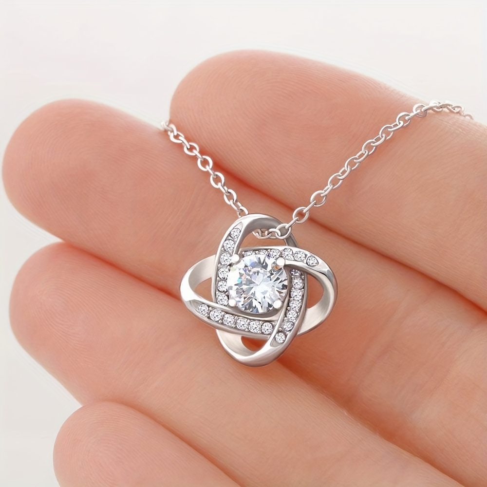 Exquisite Necklace Gift Box with Love Knot Necklace