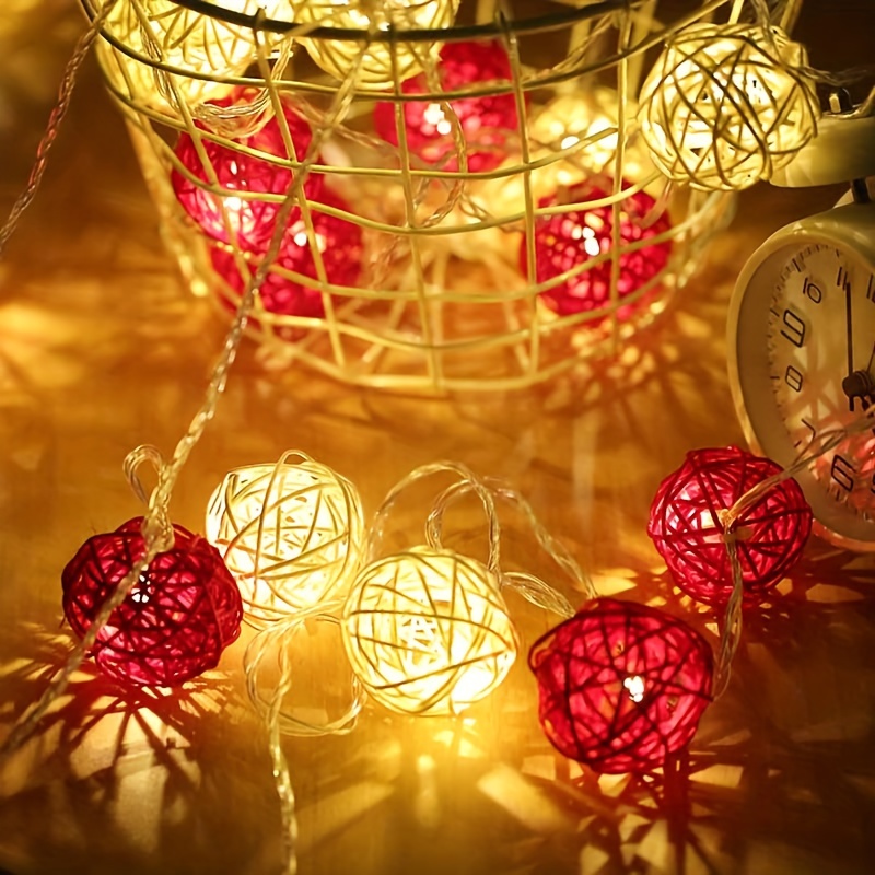 Guirlande lumineuse 10 boules LED en rotin