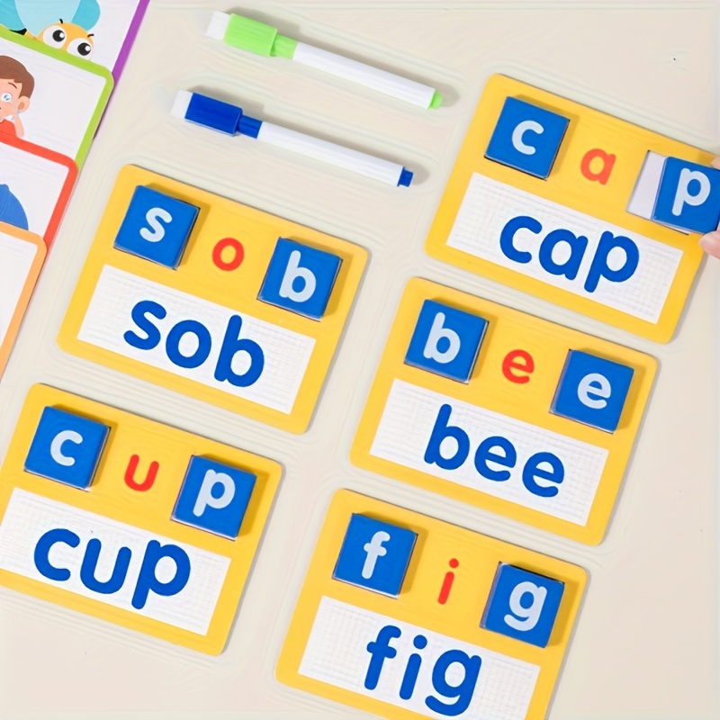 木製CVC単語スペリングゲーム、短母音ライティング分類読みゲーム、26の英語の文字スペリングゲーム、幼児学習アクティビティ、モンテッソーリの子供のおもちゃ