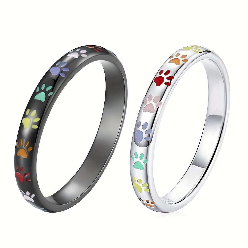 Carved Dog Paw Band Ring in Silver - Unisex