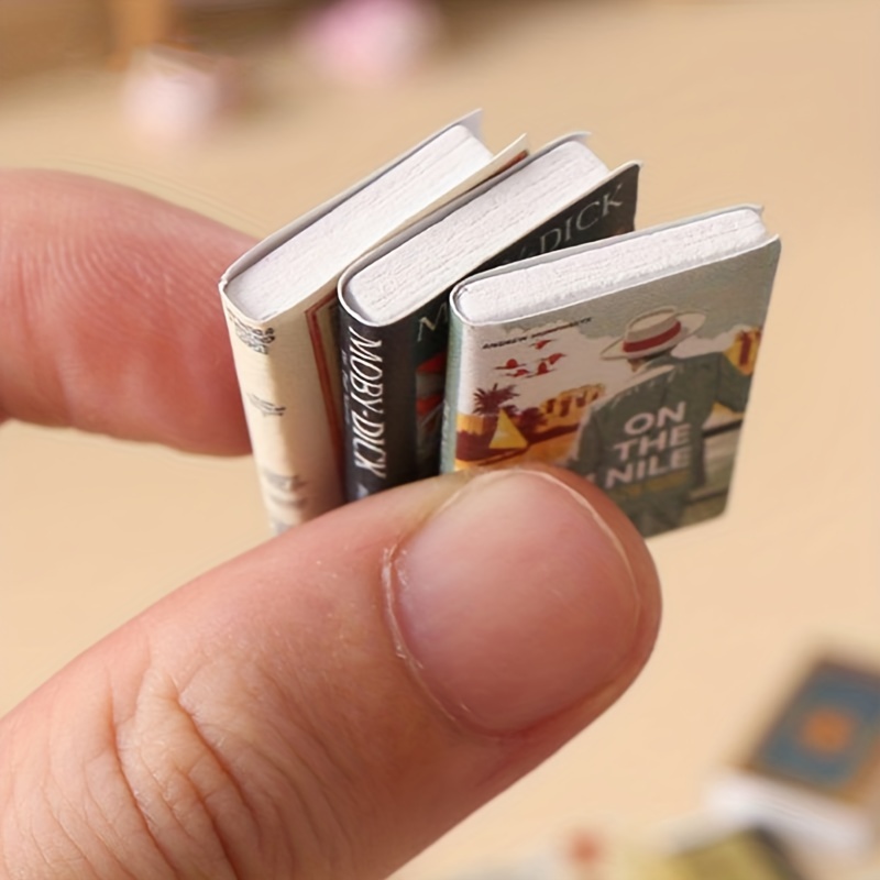 Miniature Mini Small Books Model Furniture Accessories Pretend Toy Dolls  Decoration Kid Gift