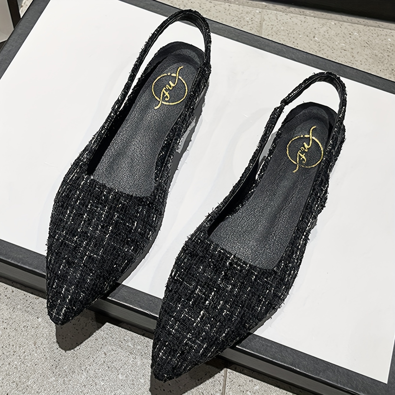 Factory Direct of High-End Vintage Style Women'S Shoes, Wizard of Oz Inspired Open-Toe for Spring And Summer, Featuring French Romantic Pointed Design And Ultra-Comfortable Low-Heeled Backless Flats.
