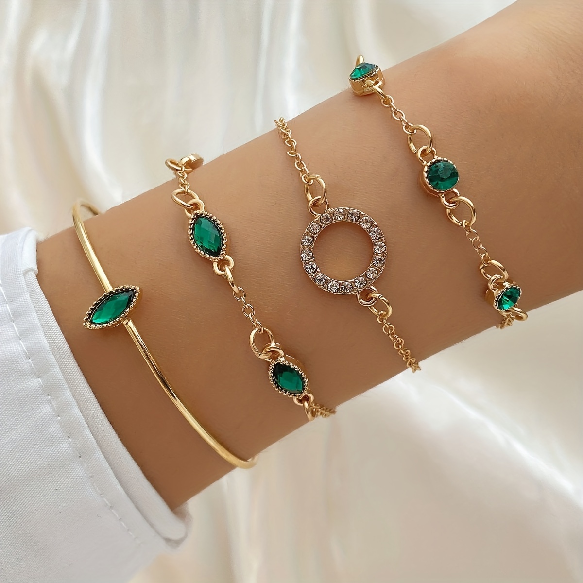 Kazanjian Cabochon Emerald & Diamond Bracelet in Platinum