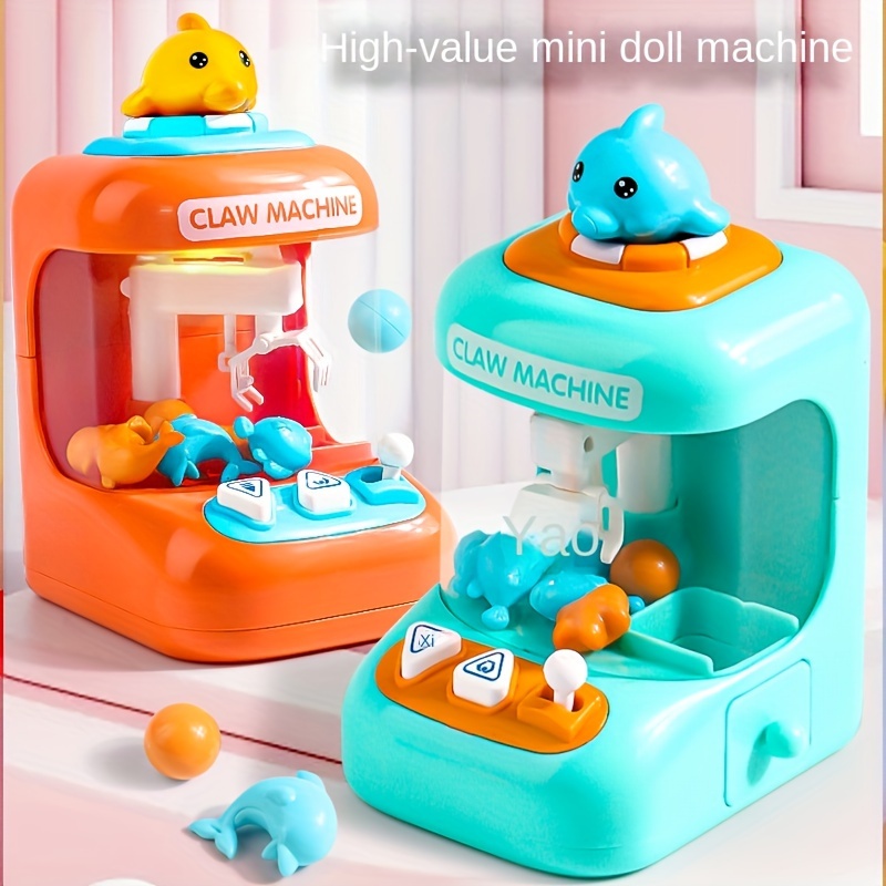 Scratching Doll Battle Machine Clip Doll Machine，Small Household Twist Egg  Machine，Coin Throwing Arcade Game Machine Toy