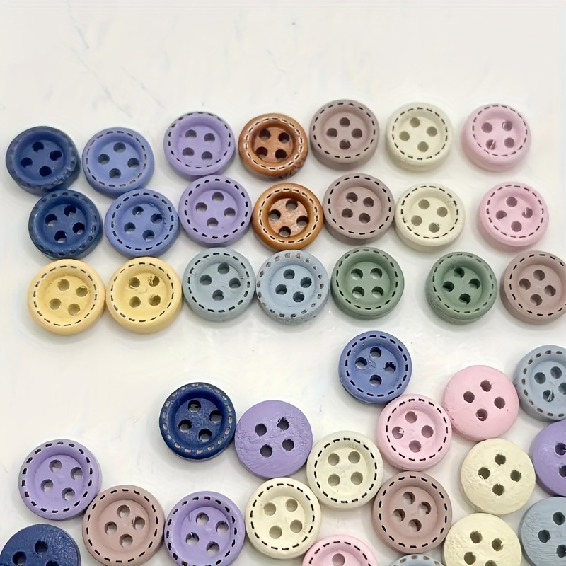  100 botones de costura de madera natural redondos de madera  tallada para manualidades y álbumes de recortes para ropa, 2 agujeros, 4  agujeros, 0.453 in, 0.984 in (color: 4 agujeros beige;