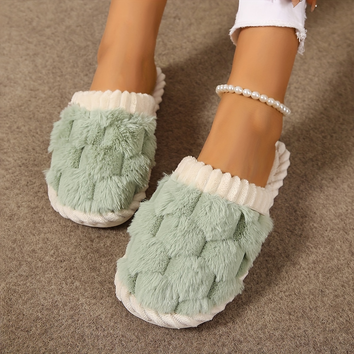 Pair Women Winter House Slippers Warm Faux Fur Fashion Shoes Slip