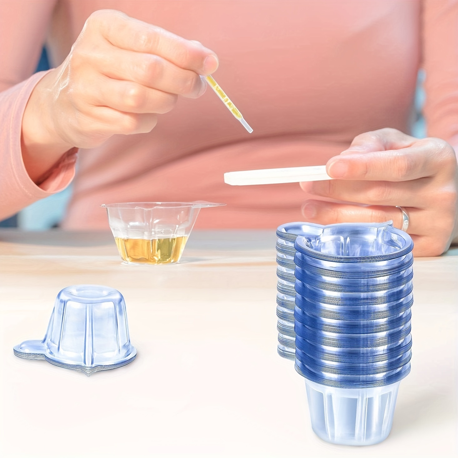 200pcs Disposable Plastic Urine Collection Cups