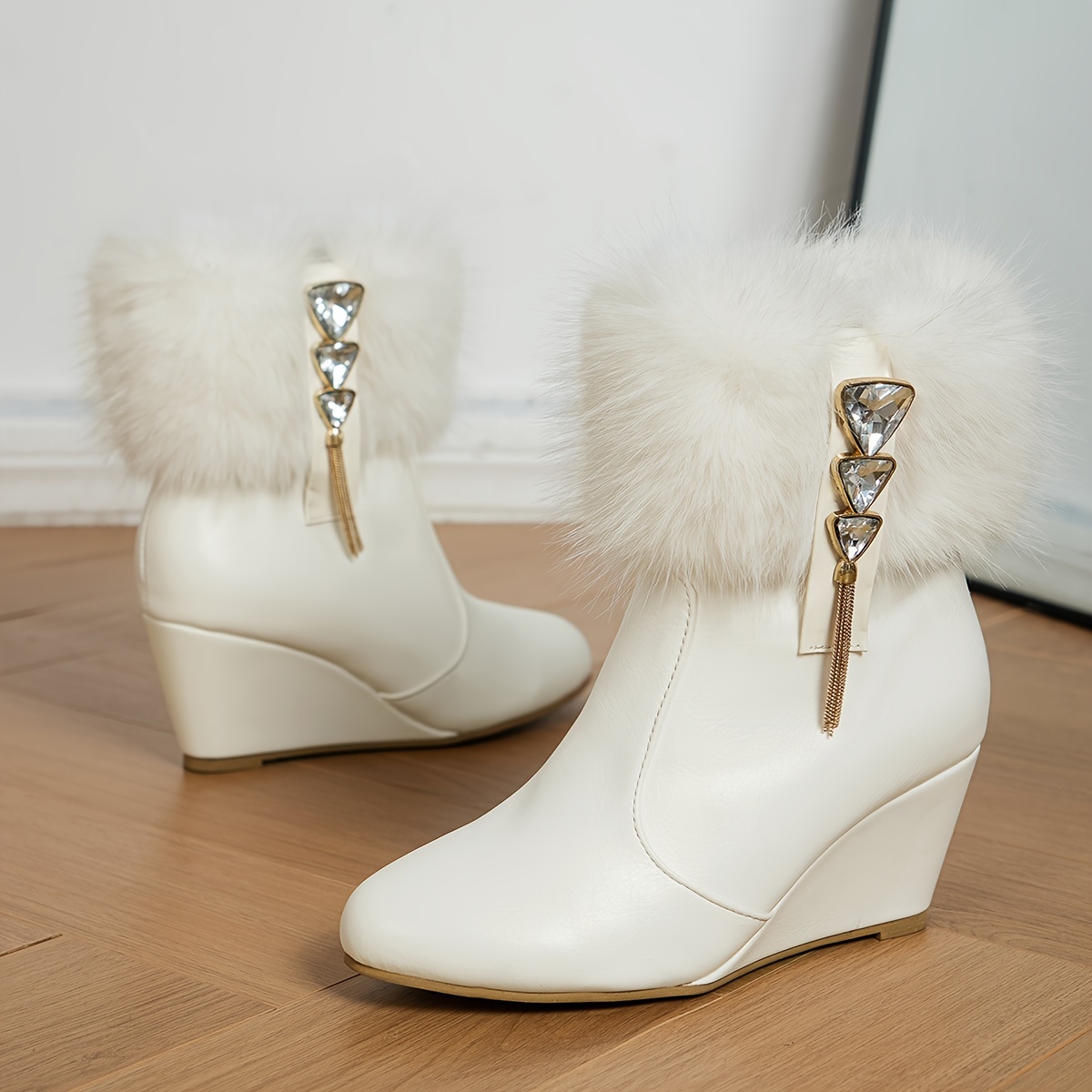 White wedge hot sale boots with fur