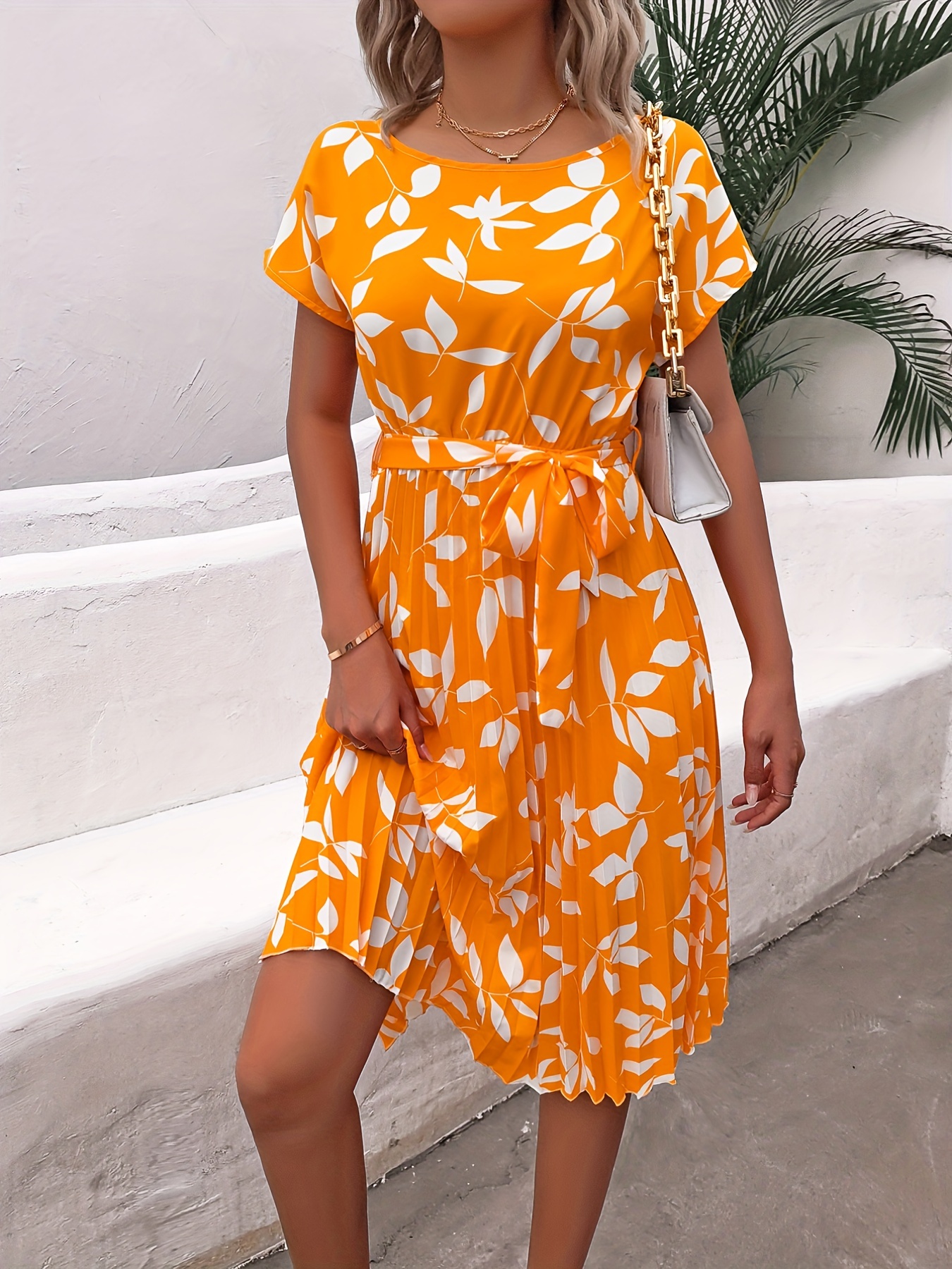 Glamorous Petite short sleeve shift dress in orange ditsy floral