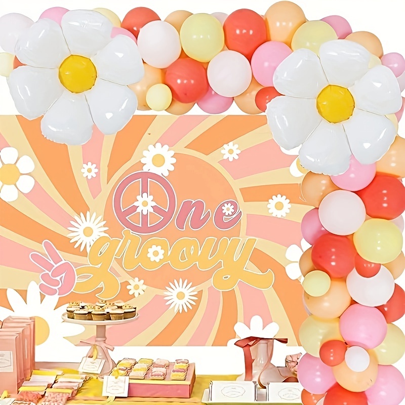 Retro Daisy Paper Garland, Birthday Decoration, Baby Shower Banner 