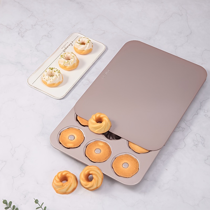 Cyclone Doughnut Cake Pan 12 Well - CHEFMADE official store