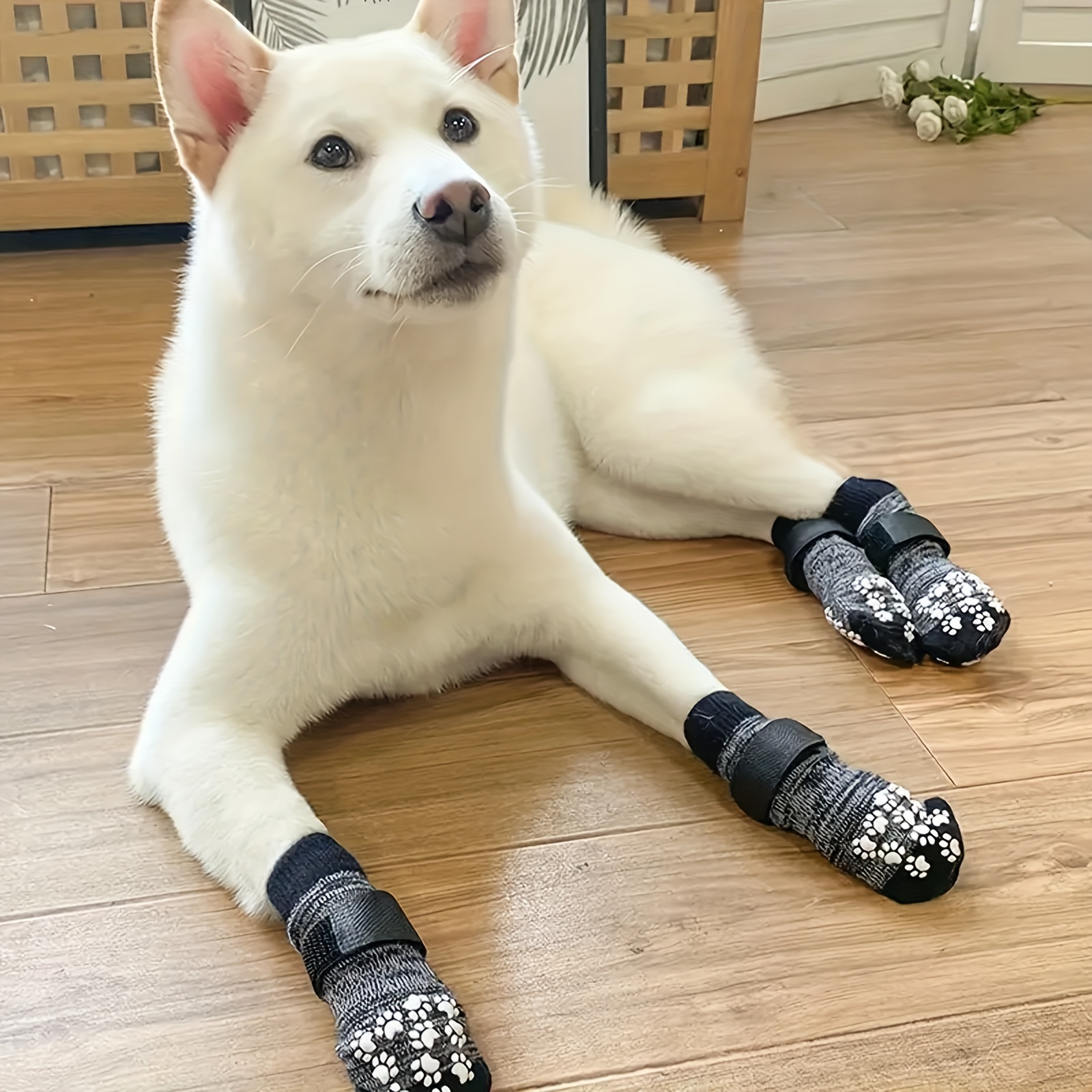 4 pares de calcetines para perro, calcetines de perro de 5.9 x 2 pulgadas  con correas, calcetines de perro con empuñaduras, calcetines  antideslizantes