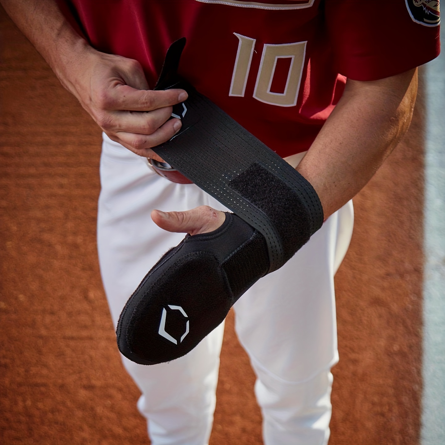 Why Do Baseball Players Wear Mitts? What Is a Sliding Mitt?