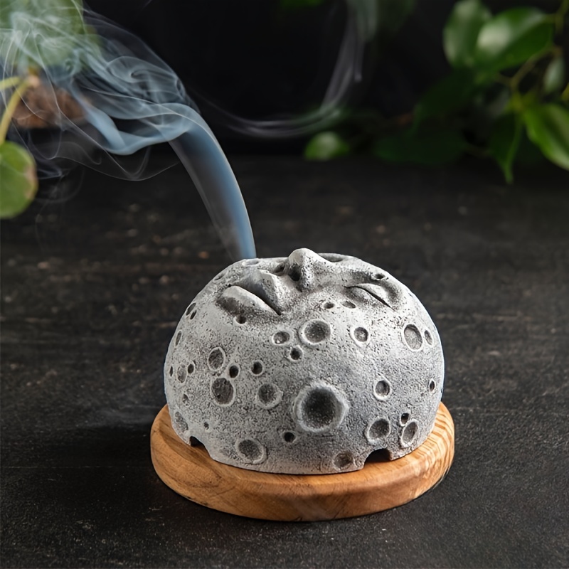 

1pc Moon Shaped Incense Burner, Moonlight Incense Burner, Aromatherapy Burner, Living Room Decorations And Decorations Suitable For Valentine's Day, Spring Festival, Christmas