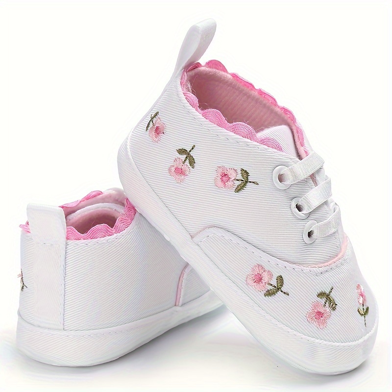 Cute Embroidered Flower Soft Bottom Shoes For Baby Girls, Lightweight Comfortable Walking Shoes For All Seasons