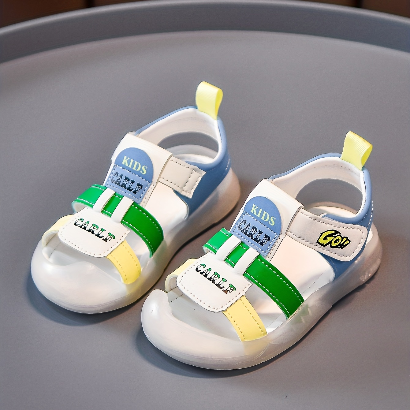 Little boy slide on sale sandals