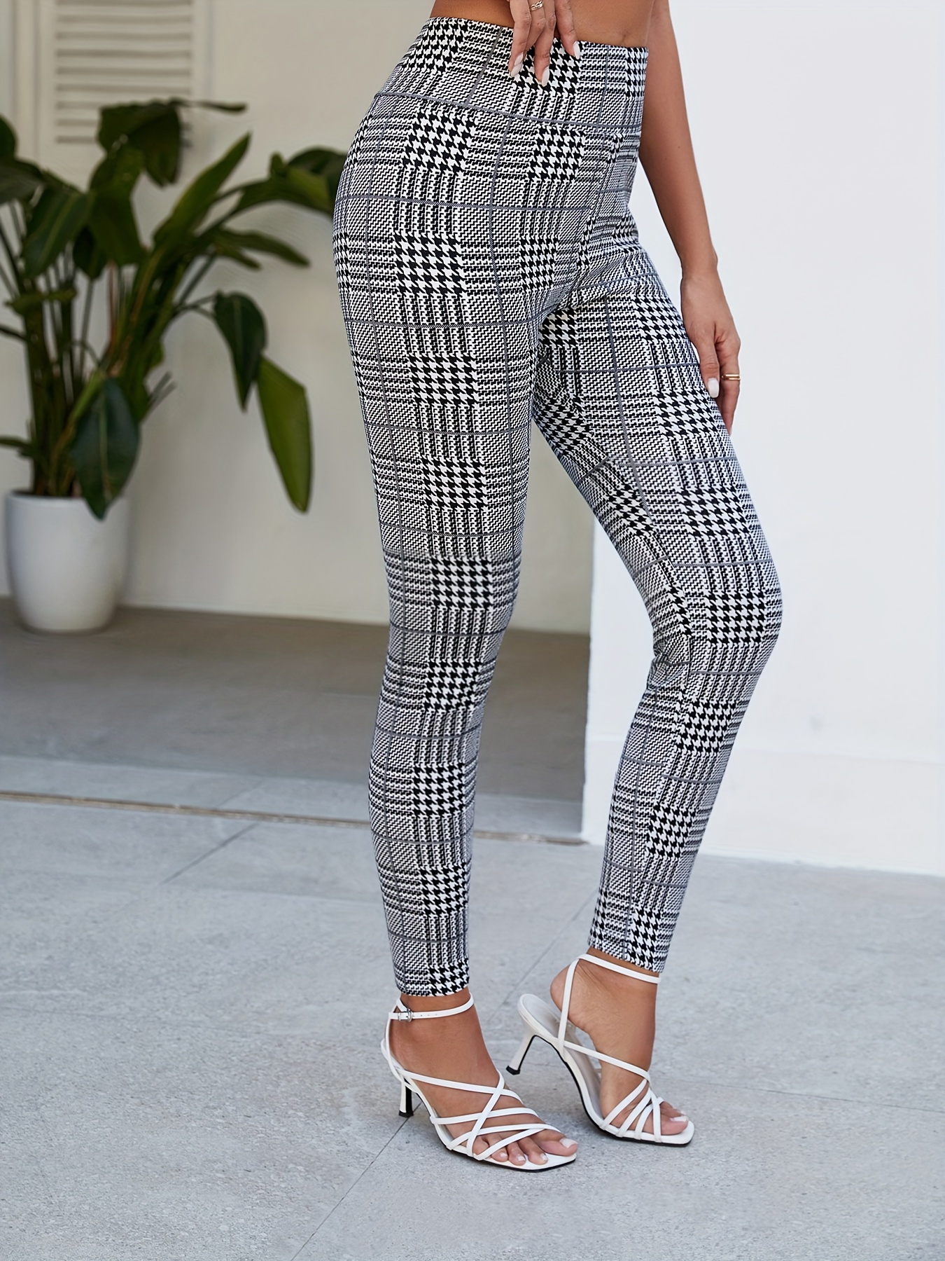 Womens plaid hot sale skinny pants