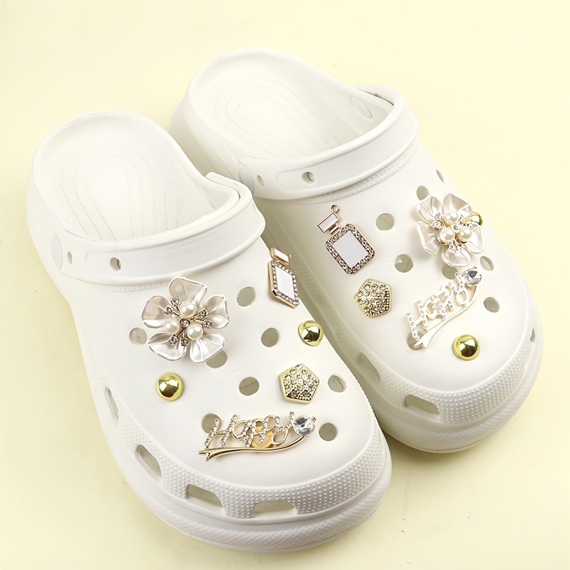  Bling Croc Charms Shoes Charms Luxury Shoe Accessories with  Rhinestone and Imitated Pearl DIY Shoe Decoration for Women and Girl :  Clothing, Shoes & Jewelry