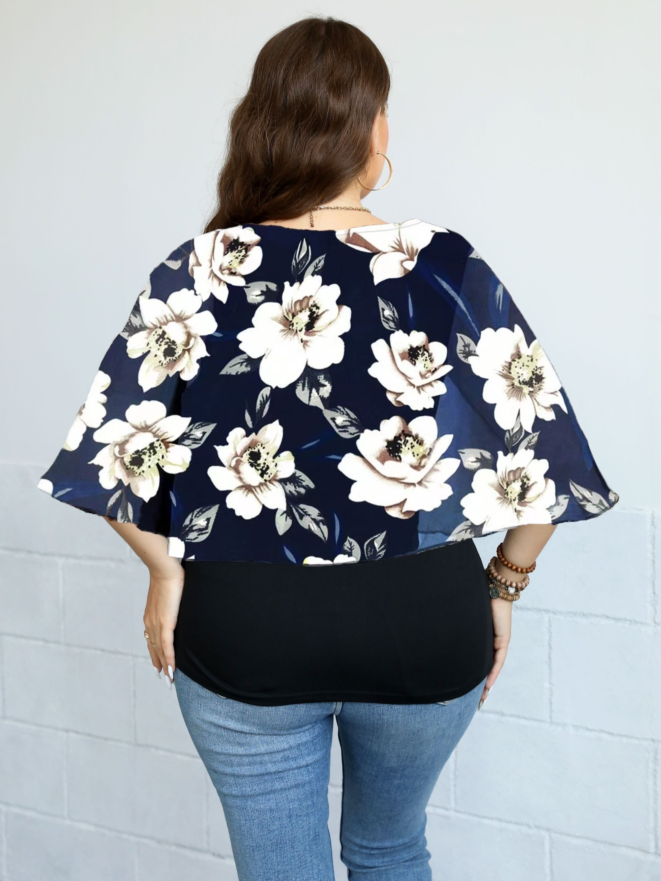 A.U.W. Secret Charm Black Pink Floral Top Size 2X Plus Size Lightweight NWT