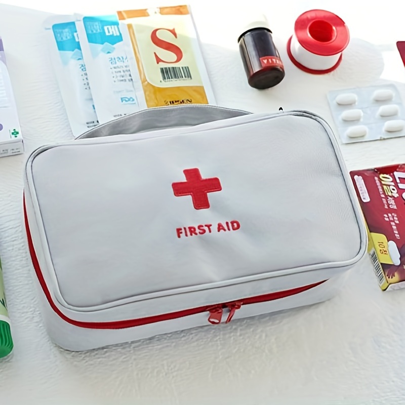 2 Stücke Medikament Tasche, Tragbare Mini Erste-Hilfe Sets, Medikament  Tasche Medizinbox, Medizinische Notfalltasche, für Outdoor Sports Home  Camping Wandern (Pink + Gray) : : Sport & Freizeit