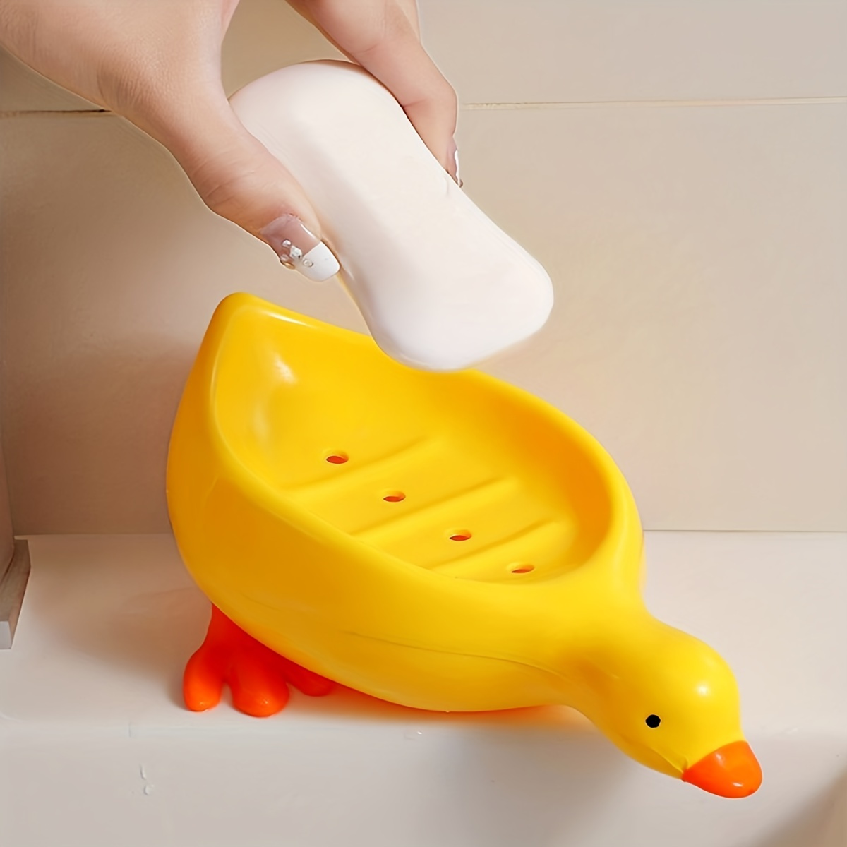Soap Dish Self Draining Soap Holder Cute Duck Shape Soap Rack for