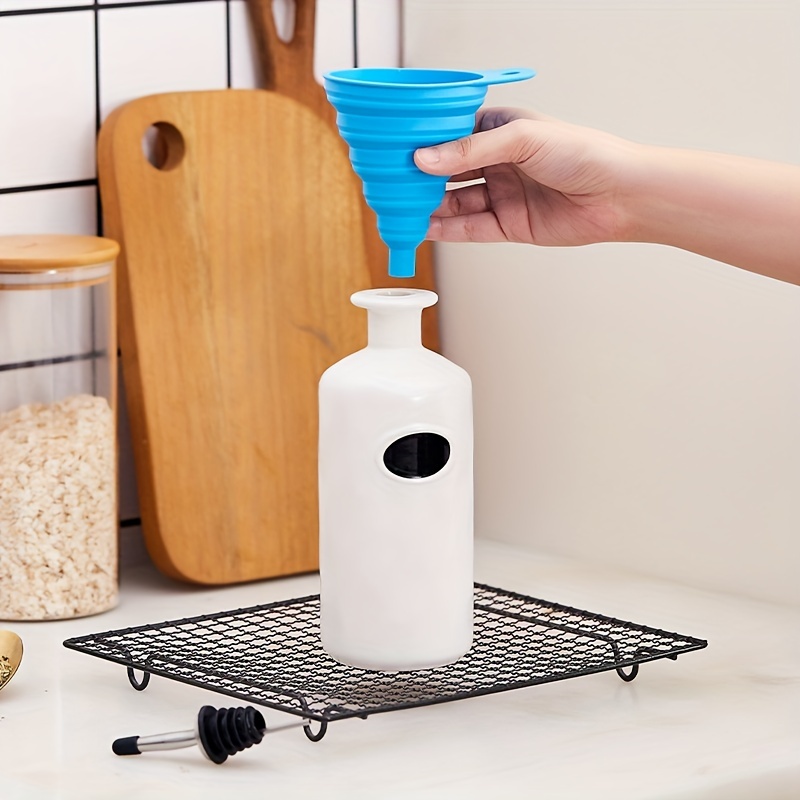 CHEOTIME 2Pcs Oil Dispenser Bottle for Kitchen, Scale Design