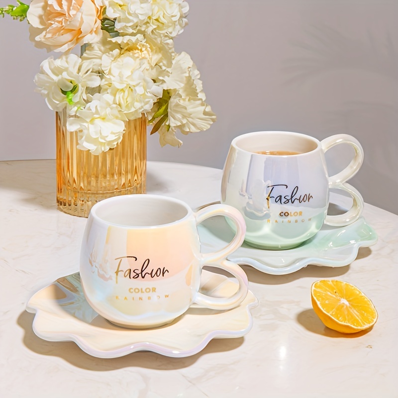 Set M❤️M (tazas blancas)diseño oro + cucharas - Tienda de Tazas