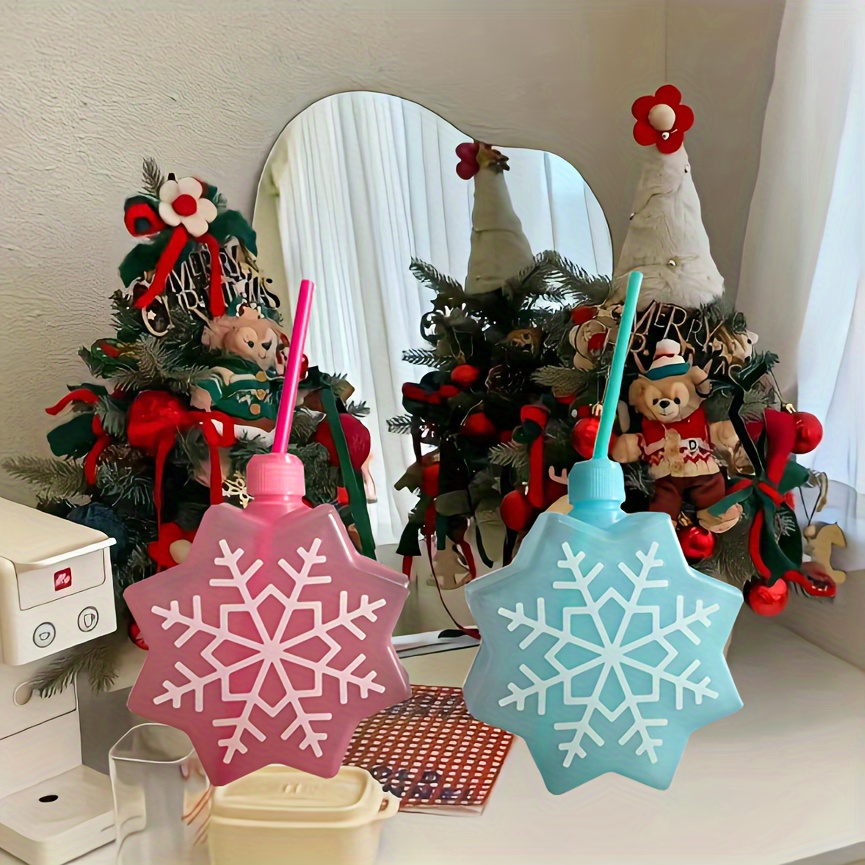 Christmas Snowflakes made with plastic Straws craft idea, DIY Winter Decor