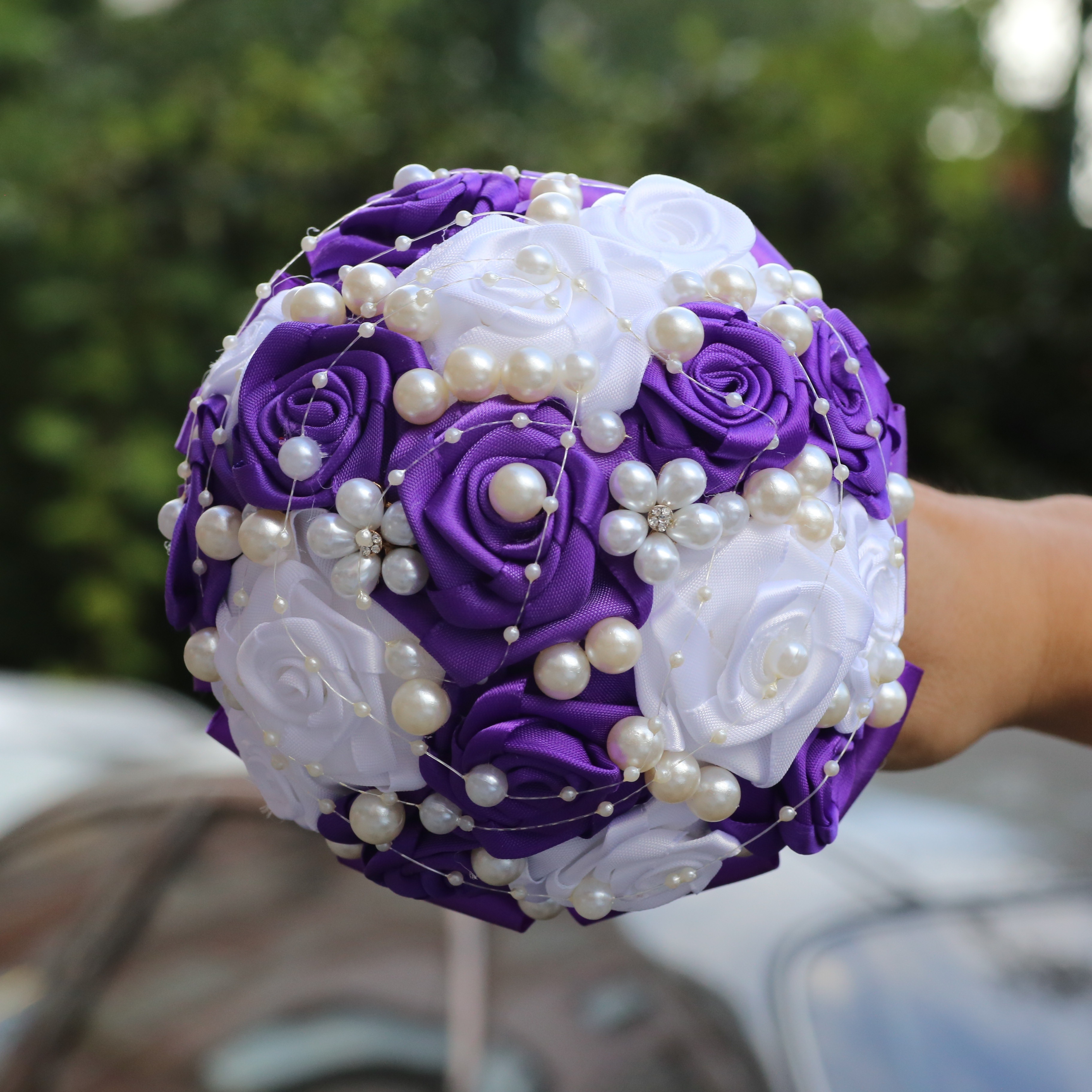 Un bouquet de mariée violet ! {Décoration Mariage} - Bouquets de