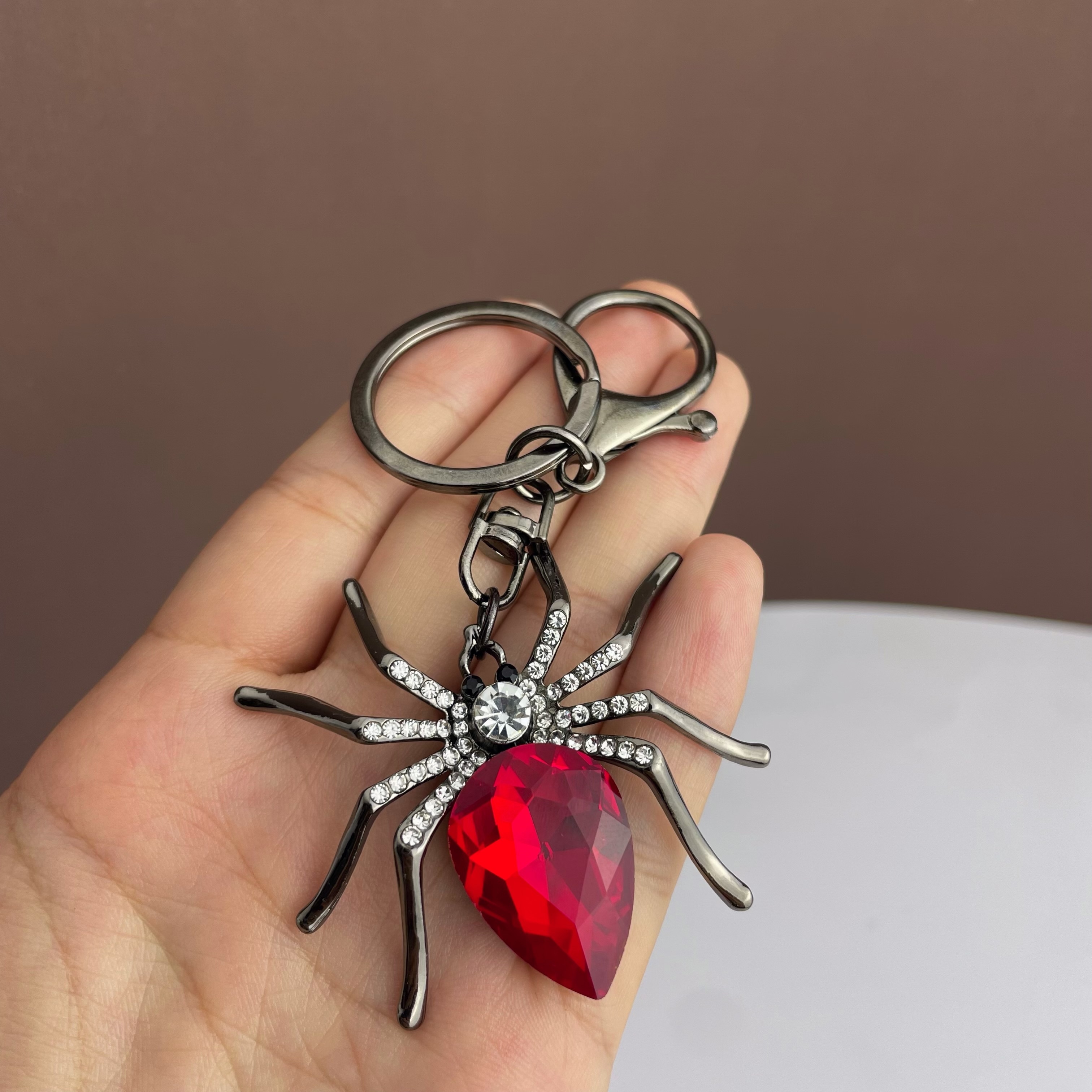 Portachiavi con animale ragno in cristallo scintillante da 1 pezzo,  portachiavi in ​​metallo creativo per portafoglio, borsa, zaino e chiavi  della macchina - Temu Switzerland